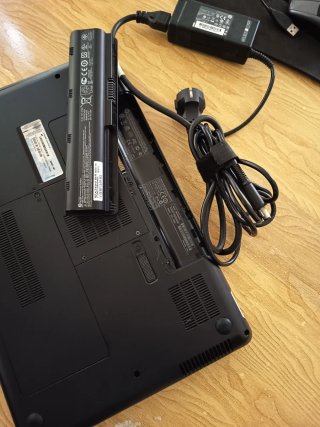 Portátil HP 584037-001 Laptop  Recién formateado