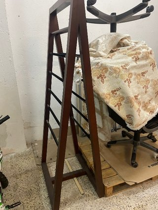 Estantería madera maciza para ropa