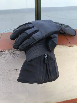 CFMOTO Adventure Moto Negra/Gris