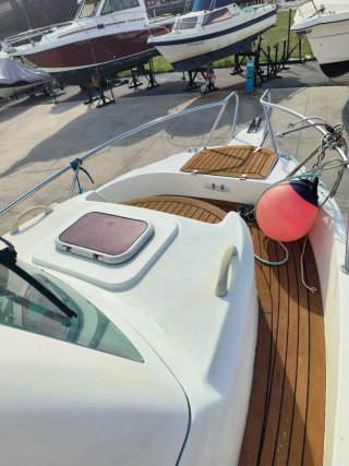 Barco Aciplas 6,40