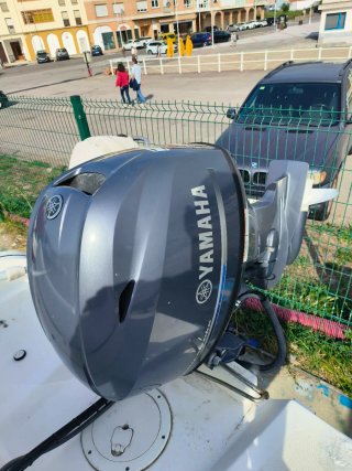Barco Aciplas 6,40