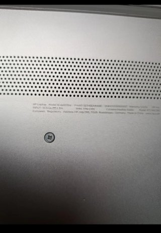 HP Laptop 15-da1013ns