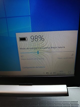 HP Laptop 15-da1013ns