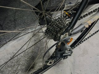Bicicleta aluminio Decathlon carretera
