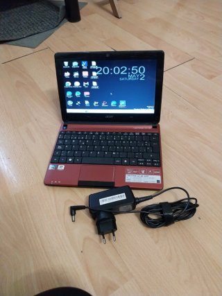 Acer Aspire One D270 Portátil Rojo