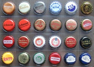 Collezione di lattine di birra Chapas