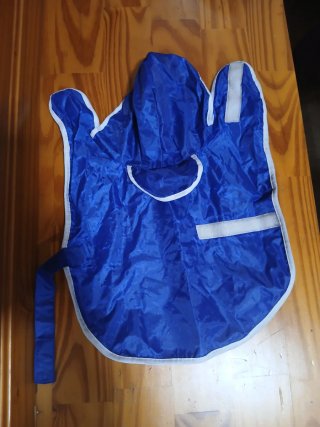 Chubasquero para perro pequeño