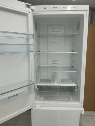 NEVERA MARCA BOSCH 2+60 cm