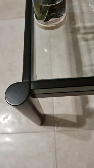 Tavolino quadrato in vetro e legno