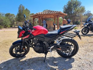 Honda CB 500 HORNET AÑO 2024