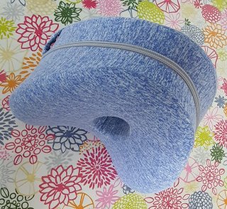 Almohada viscoelástica para entrepiernas
