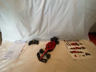 Coche RC Ferrari F1-75 Rastar