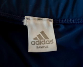 Mallas mujer Adidas azules. Sample.