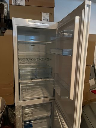 Frigorífico BOSCH KGN36VWEA