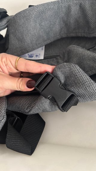 Mochila porteo Jané gris