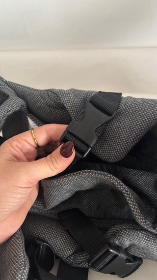 Mochila porteo Jané gris
