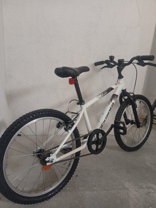 Bicicleta Criança B'twin Rockrider ST100 de 20'