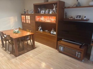 Comedor completo con mesa de regalo