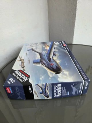 Maqueta Academy 1/48 Focke-Wulf Ta 183 Nueva