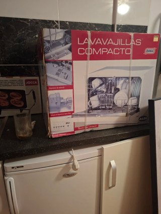 Cocina nueva a estrenar con electrodomésticos