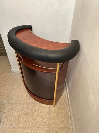 Mueble Bar y Barra de Madera y Cristal