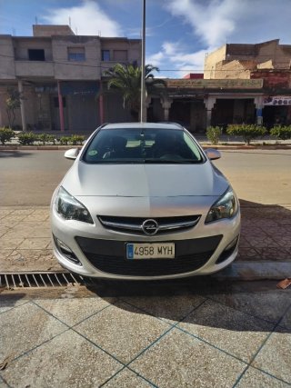 Opel Astra 2014