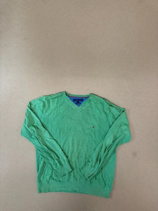 Jersey Tommy Hilfiger Verde - Cuello de Pico (V-Neck) Clásico
