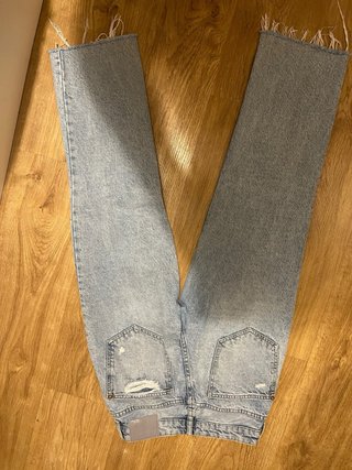 Pantalones vaqueros rotos Lefties
