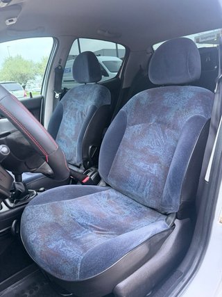 Peugeot 206 2002