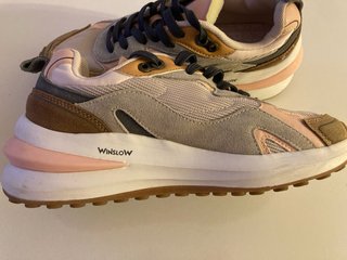 Zapatillas Pepe Jeans rosas y beige