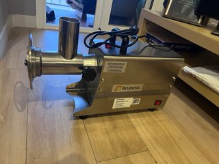 Picadora de carne Brunetti PC22B NUEVA