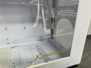 Carcasa P60 Mini ITX/M-ATX Blanca