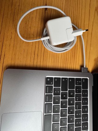 MacBook Air M2 256GB Gris Espacial