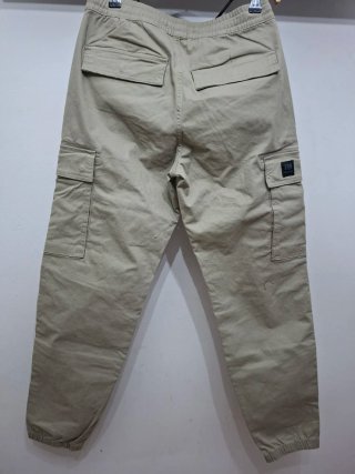 Pantalón cargo Pull&Bear beige