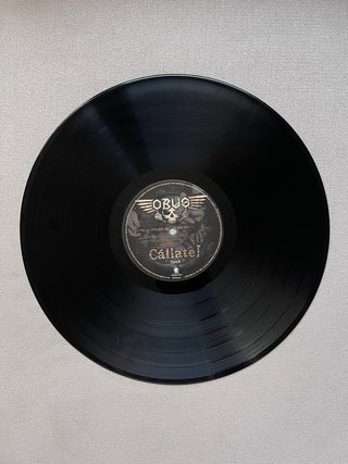 Vinilo de Obús “Cállate!”