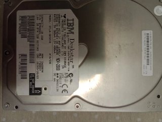 Lotto di 3 hard disk IBM, Quantum, Samsung