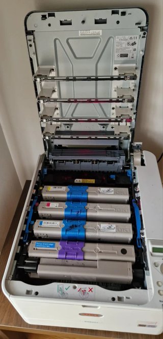 Impresora color Láser Oki ES5431 + Consumibles