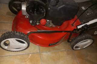 Cortacésped de gasolina