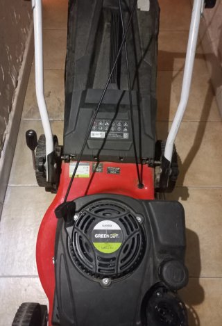 Cortacésped de gasolina