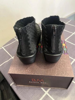 Botines trenzados Bernie Mev Negros Mujer