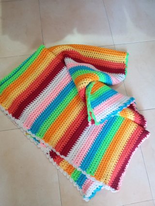 Manta crochet hecha a mano multicolor