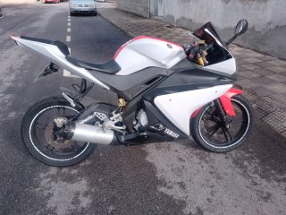Yamaha YZFr aniversario
