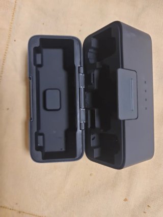 Cargador Logitech