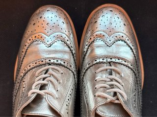 Zapatos Oxford Brogue Retro Metalizados