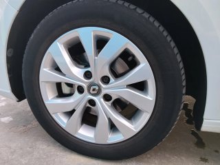 Renault Megane IV 1.3 TCE limited 115cv único dueñ