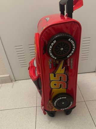 Maleta Rayo McQueen + Silla Regalo