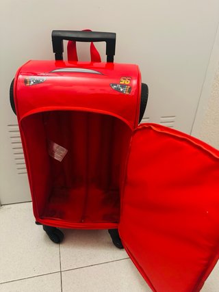 Maleta Rayo McQueen + Silla Regalo