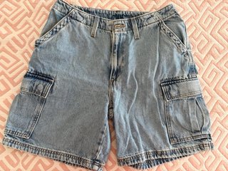 Bermuda Levi's Cargo Azul
