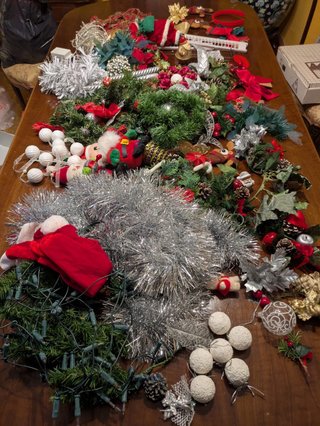 Lote Navidad: Adornos y Guirnaldas
