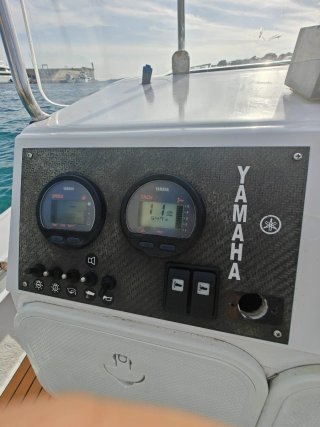 Fibramar 5.5m + Yamaha 115cv 4T (Inyección)